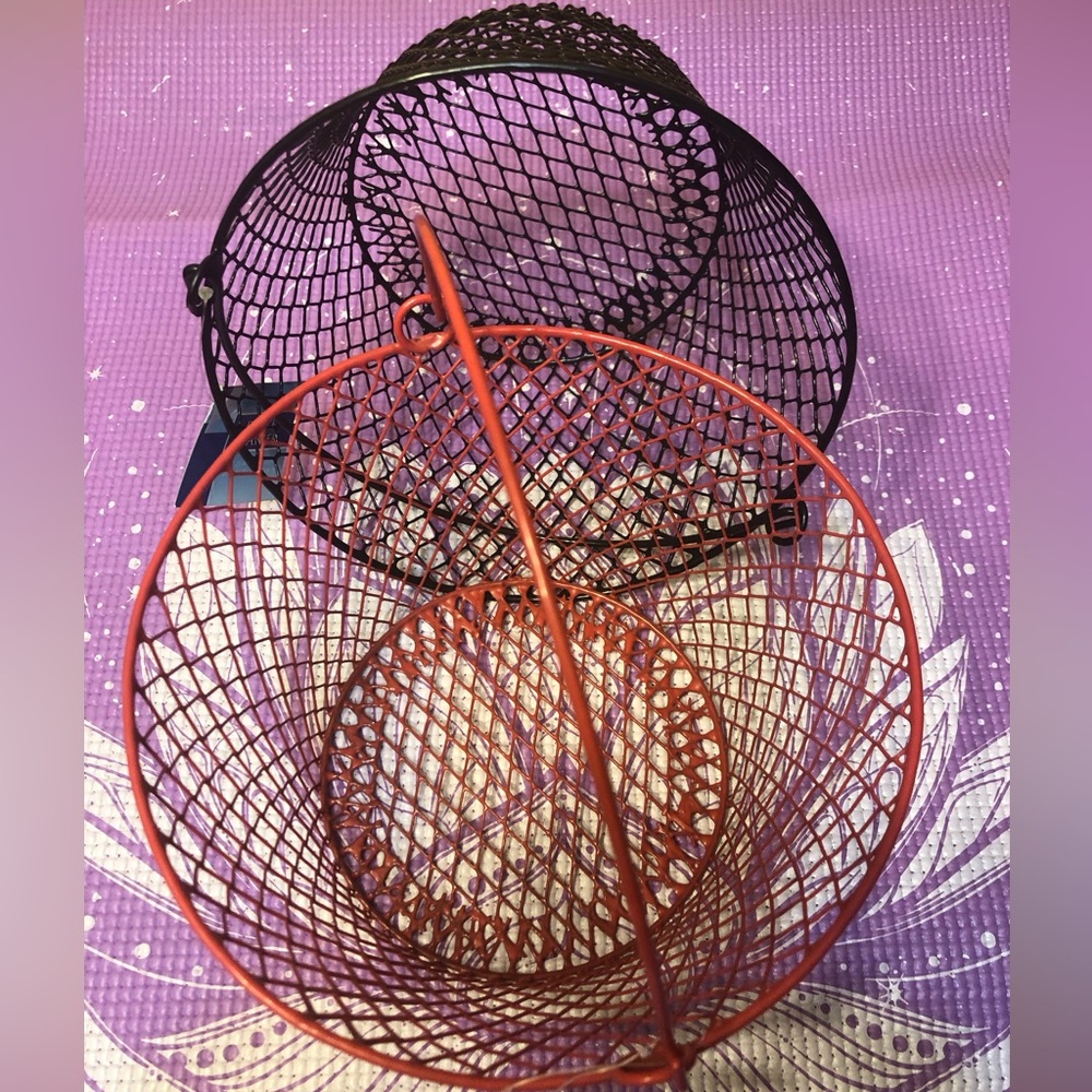 2 round baskets